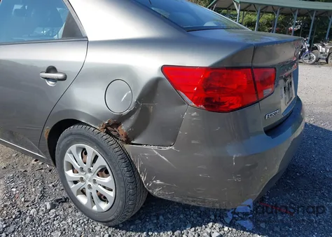 2010 Kia Forte Ex из США, поврежденный, VIN KNAFU4A2XA5097702